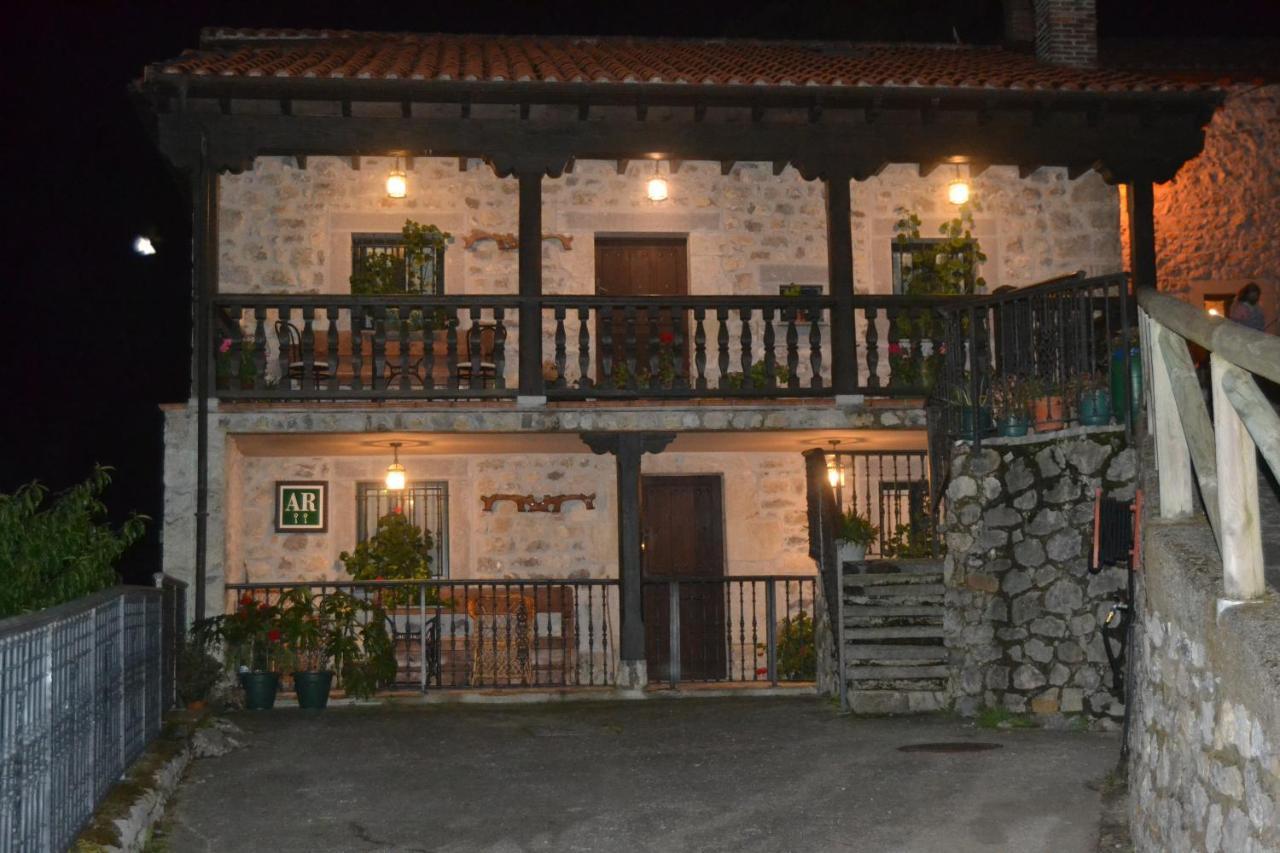 El Portal Del Abuelo Apartment Arenas De Cabrales Exterior photo